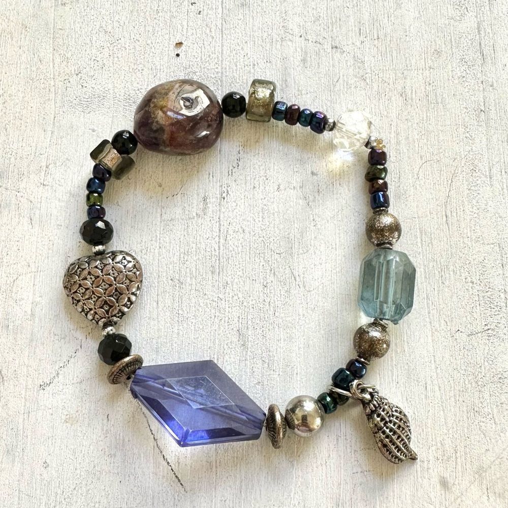 beaded  shell charm bracelet